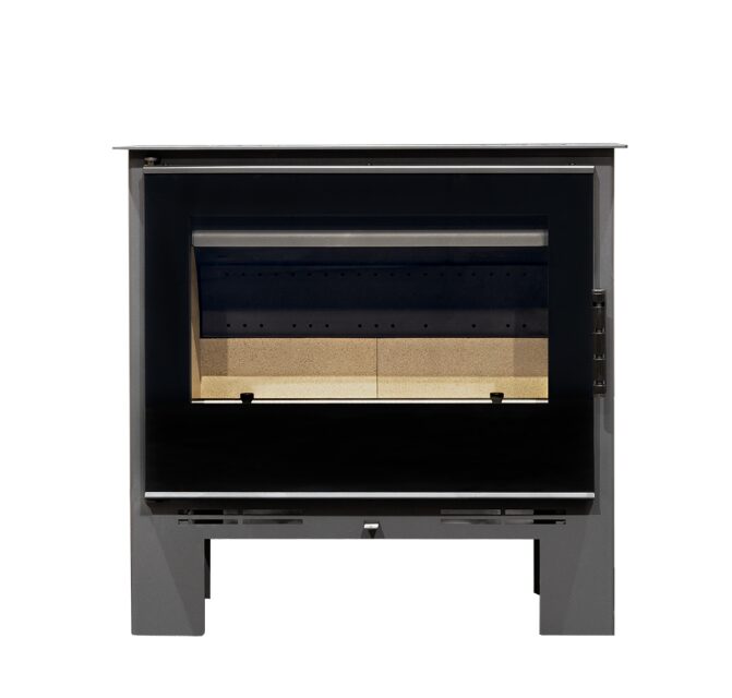 A SMART da Metlor é uma salamandra a lenha eficiente e sustentável, com 7,8 kW de potência,