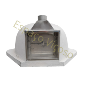 Forno a lenha de canto Évora com porta em inox, modelo artesanal em tijolo refratário e ferro reforçado.